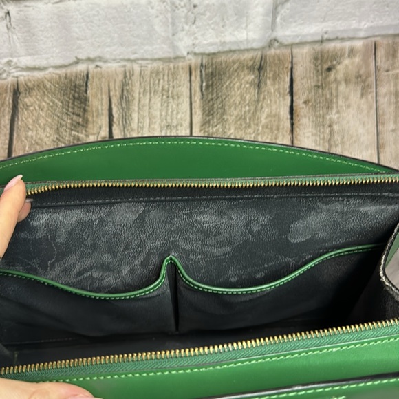 LOUIS VUITTON - Epi Rivera Hand Bag - Picture 9 of 10